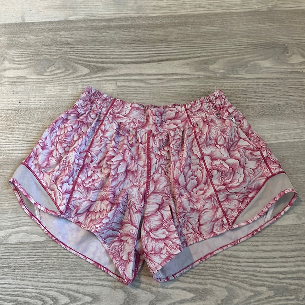 Hotty Hot Lululemon Shorts